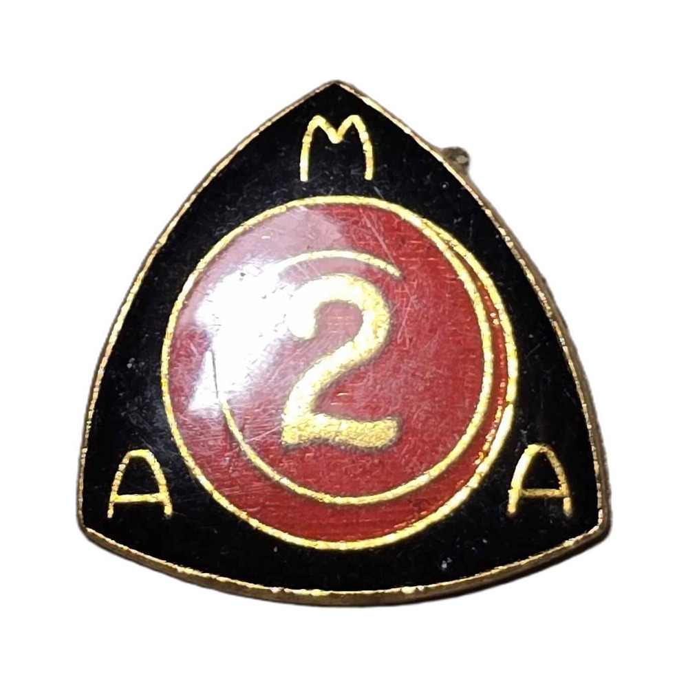 Vintage United States Army 2nd Armored Division Lapel Vest Hat Pin J12